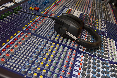 audio visual mixing desk